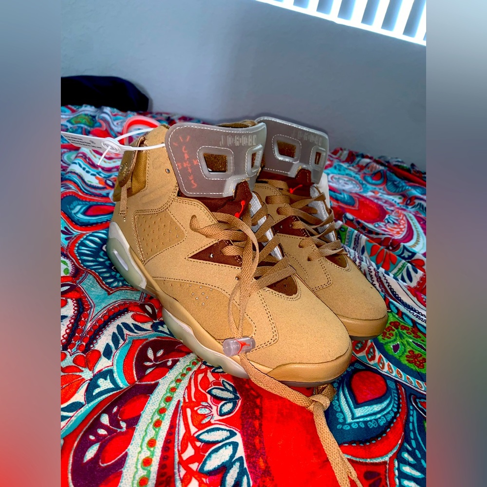Jordan 6s Travis scott “British khakis”